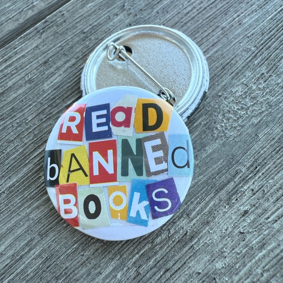 'Read Banned Books' Pinback Button 1.25” Pins 2 pack! - Picture 2 of 8